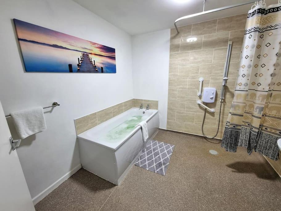 *C.Sani* Setup For Your Most Relaxed & Amazing Stay + Free Parking + Free Fast Wifi * Leeds  Zewnętrze zdjęcie
