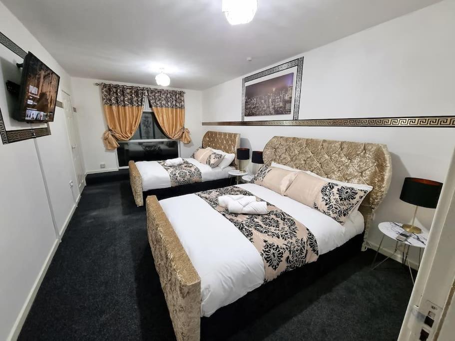 *C.Sani* Setup For Your Most Relaxed & Amazing Stay + Free Parking + Free Fast Wifi * Leeds  Zewnętrze zdjęcie