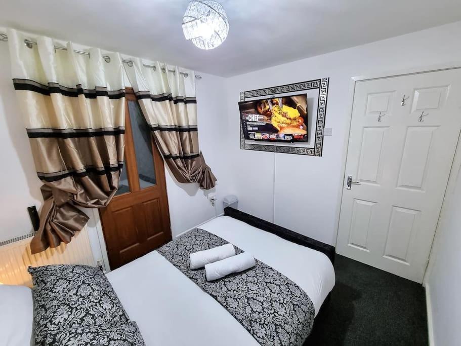 *C.Sani* Setup For Your Most Relaxed & Amazing Stay + Free Parking + Free Fast Wifi * Leeds  Zewnętrze zdjęcie