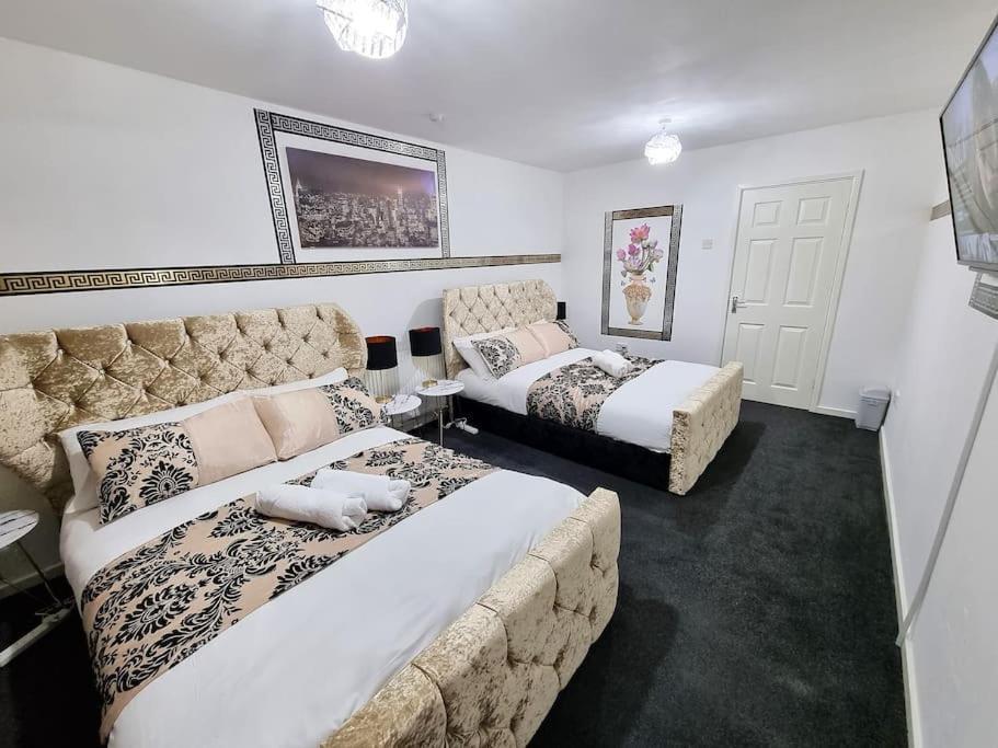 *C.Sani* Setup For Your Most Relaxed & Amazing Stay + Free Parking + Free Fast Wifi * Leeds  Zewnętrze zdjęcie